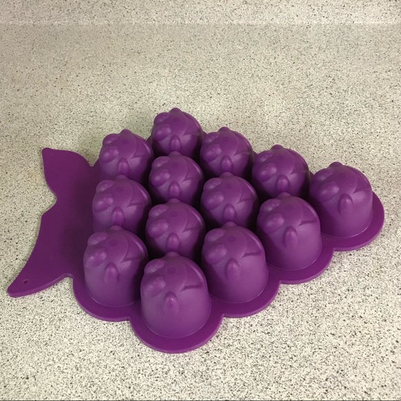 Vintage 90s jello jigglers mold mould happy face grapes kitchen - Picture 6 of 7